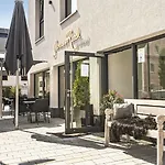 Otel Drexel's Parkhotel Am Schloss 4*