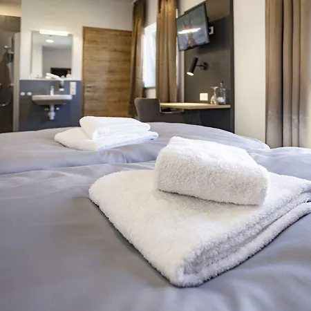 ホテル Drexel's Parkhotel Am Schloss クルムバハ